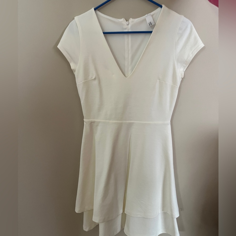 White Sophie & Trey dress. Size m